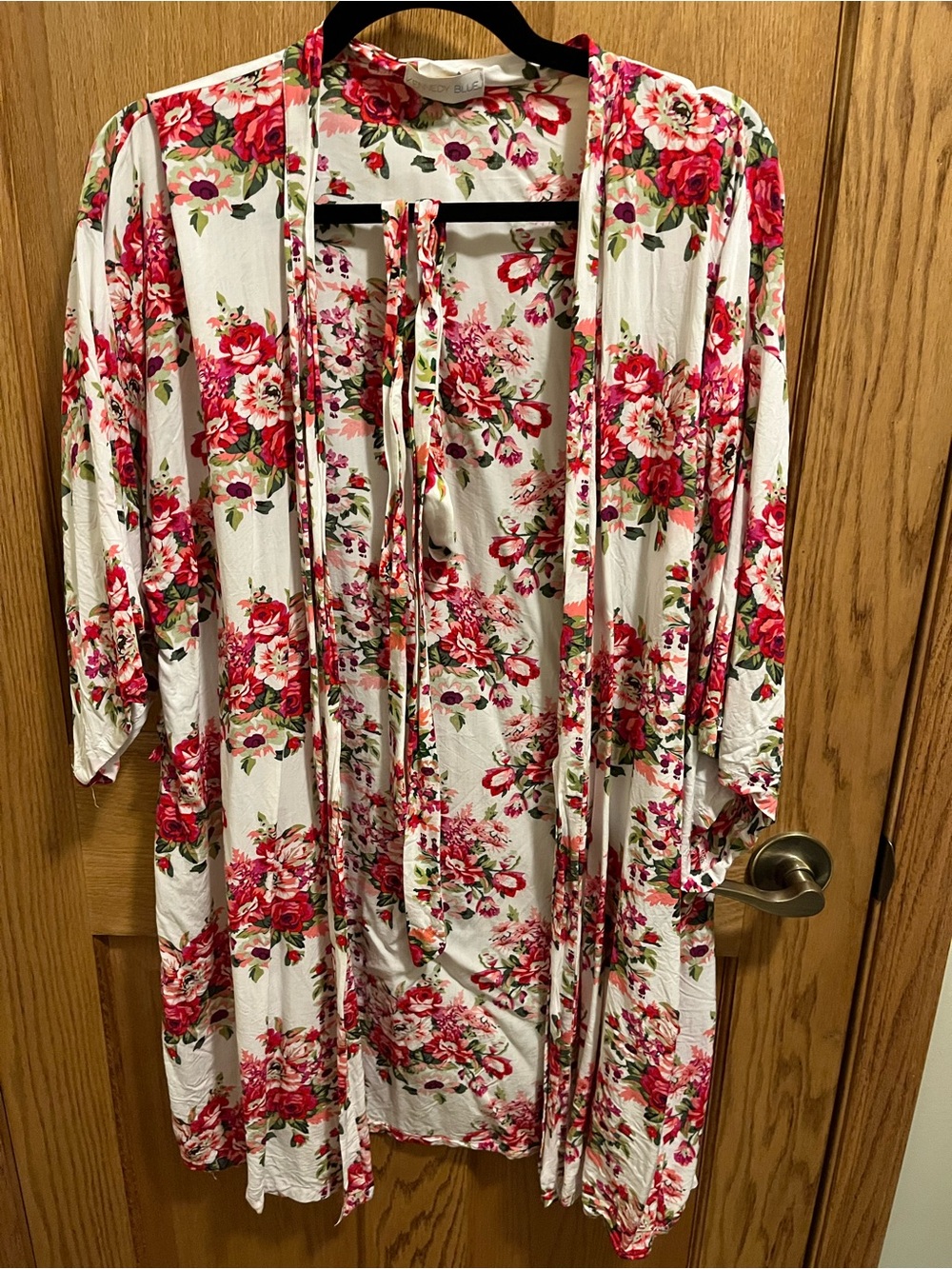 Floral White & Pink Women’s Robe - Stylish Intimates Robe
